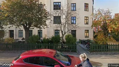 Andelsboliger til salg i København S - Foto fra Google Street View Andelsboliger til salg i København S - Foto fra Google Street View