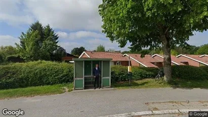Andelsboliger til salg i Herlufmagle - Foto fra Google Street View Andelsboliger til salg i Herlufmagle - Foto fra Google Street View